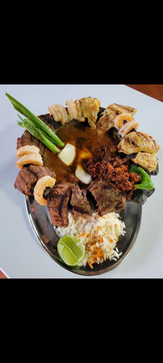 Botana Mixta Carne Pechuga Y Camaron